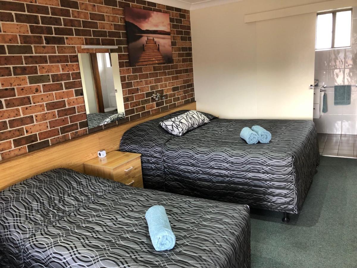 Denman Motor Inn Экстерьер фото