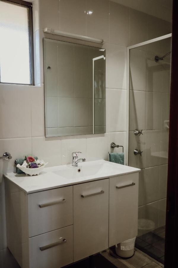 Denman Motor Inn Экстерьер фото