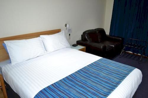 Denman Motor Inn Экстерьер фото